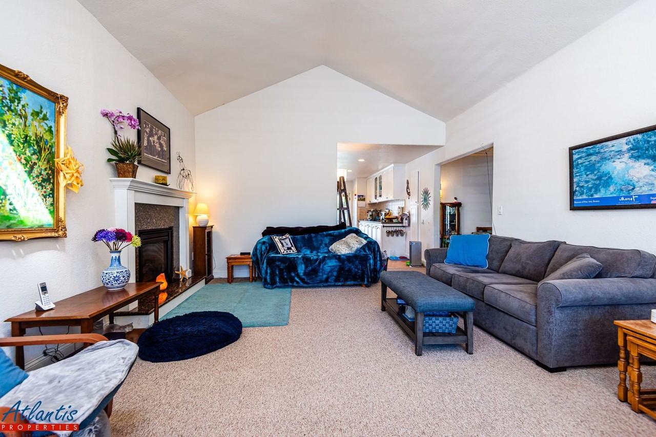 997 Smith Ave - Photo 3 of 9