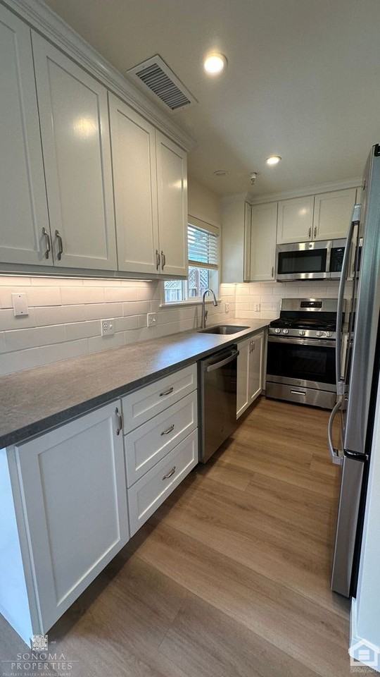 56 Mountain Ave - Photo 4 of 14