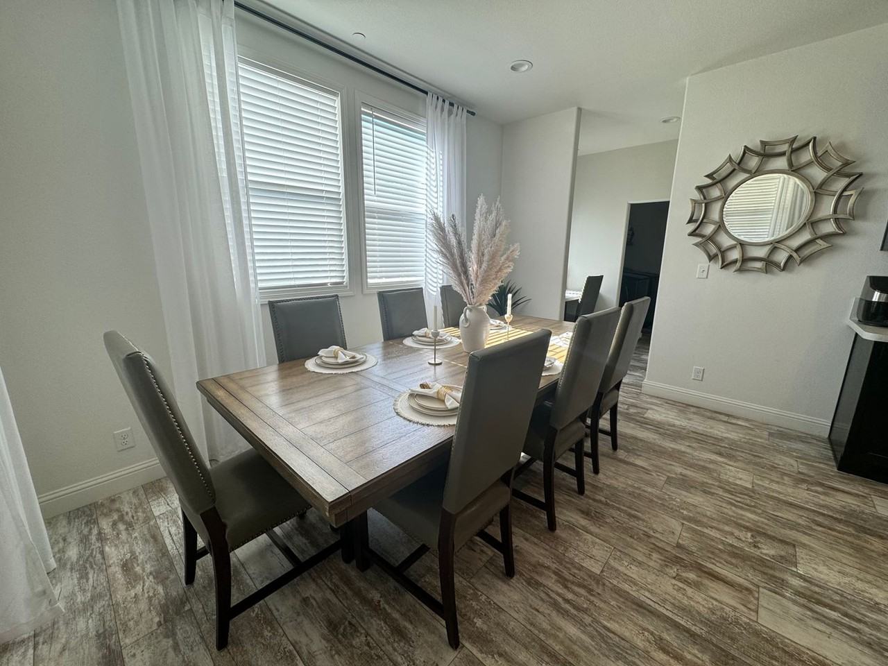 22881 Arrow Rd - Photo 7 of 43