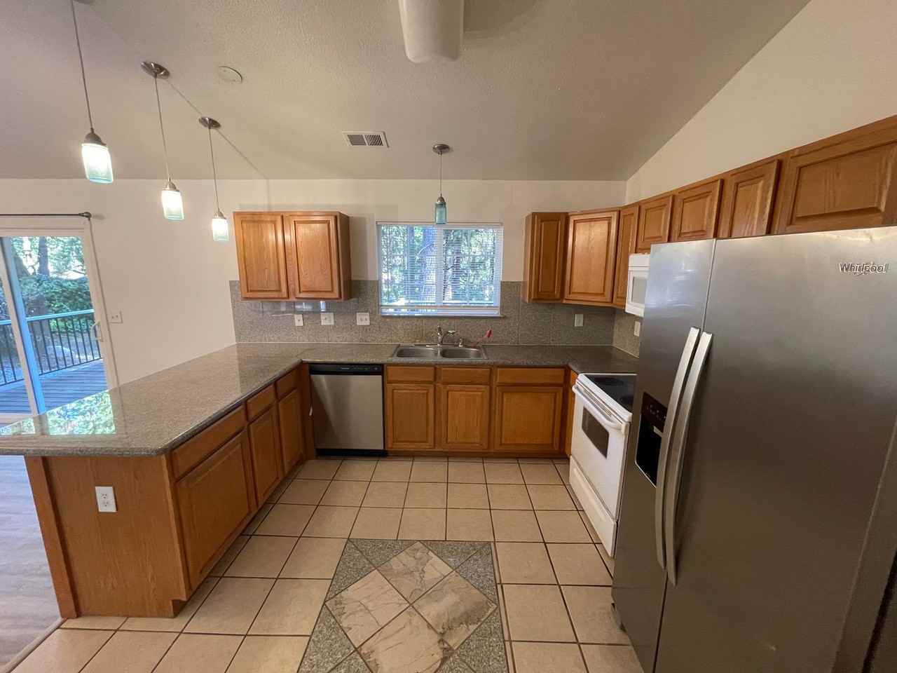 14772 Holmwood Dr - Photo 4 of 23