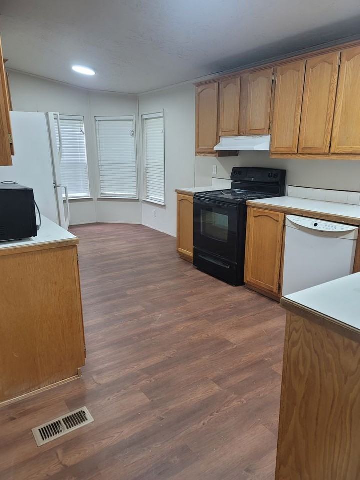 16416 Alsea Hwy - Photo 4 of 9