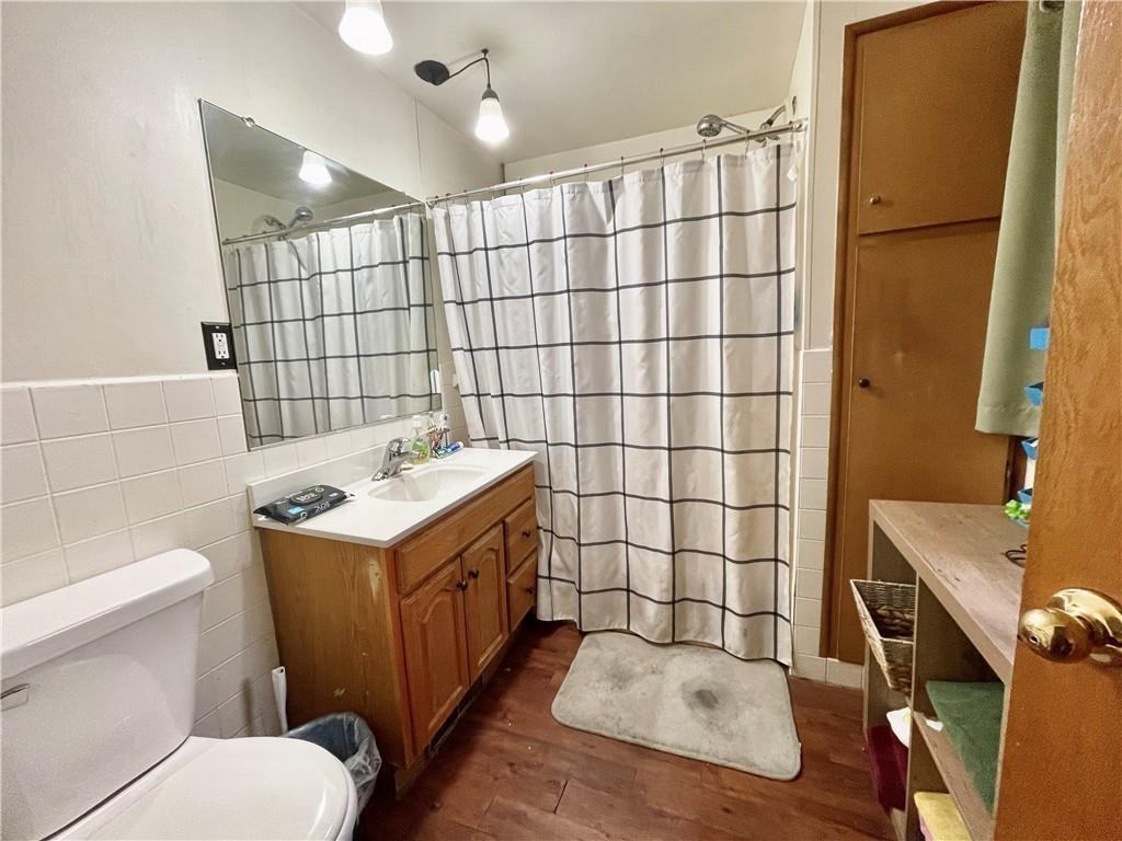 528 Germania St - Photo 7 of 15