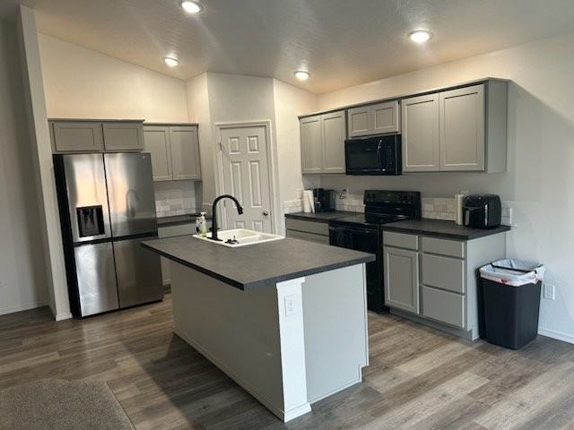 11216 Champlain Dr - Photo 2 of 11