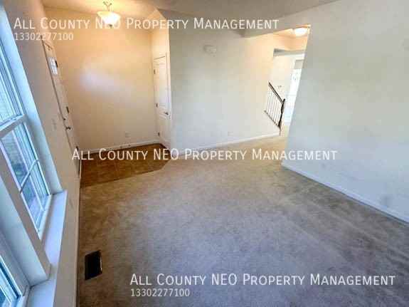 522 Gentry Cir W - Photo 3 of 22
