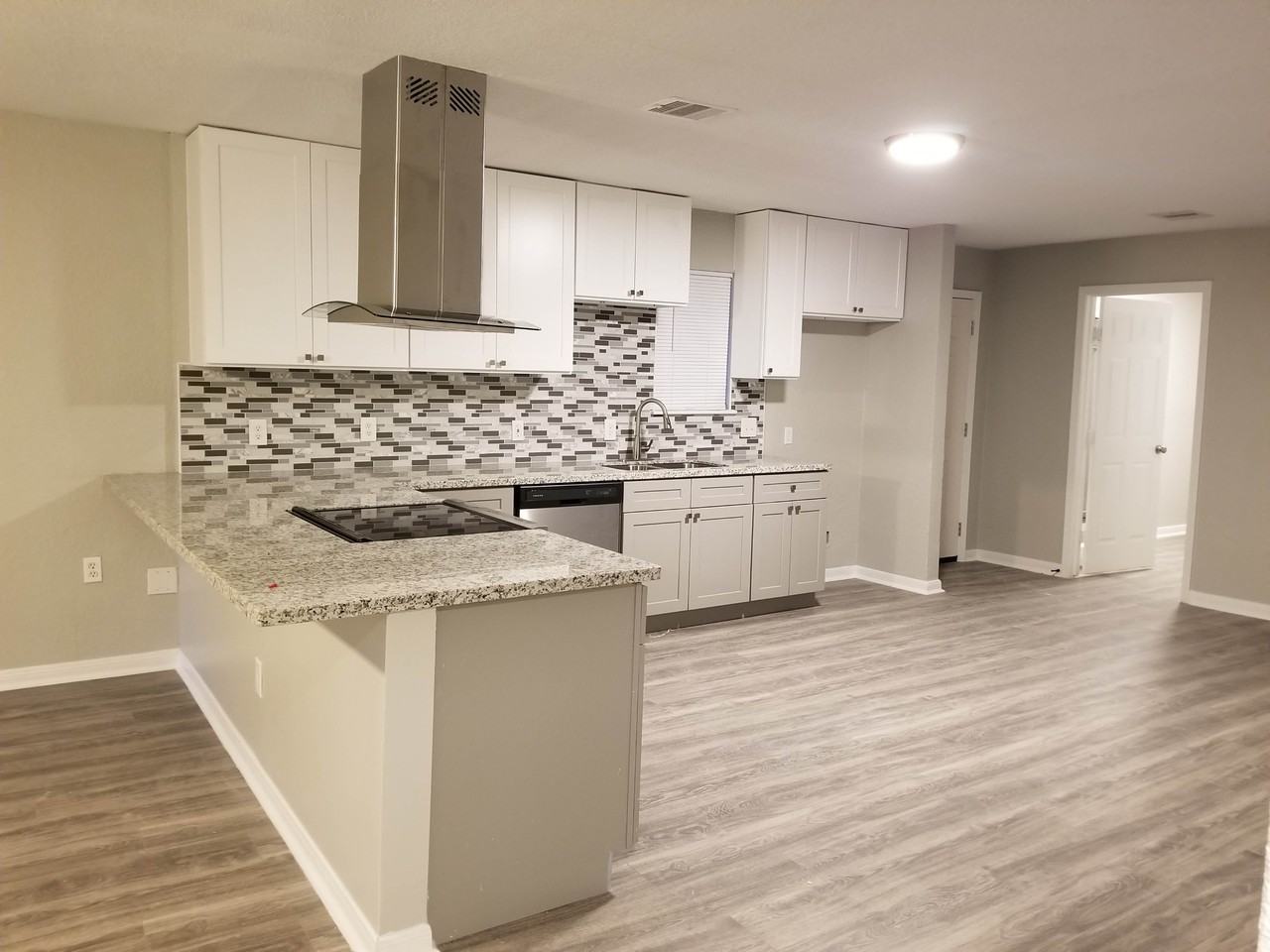 1413 Sweetgum St #NA - Photo 4 of 6