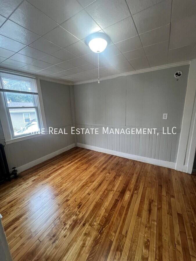 239 Grove St - Photo 3 of 10