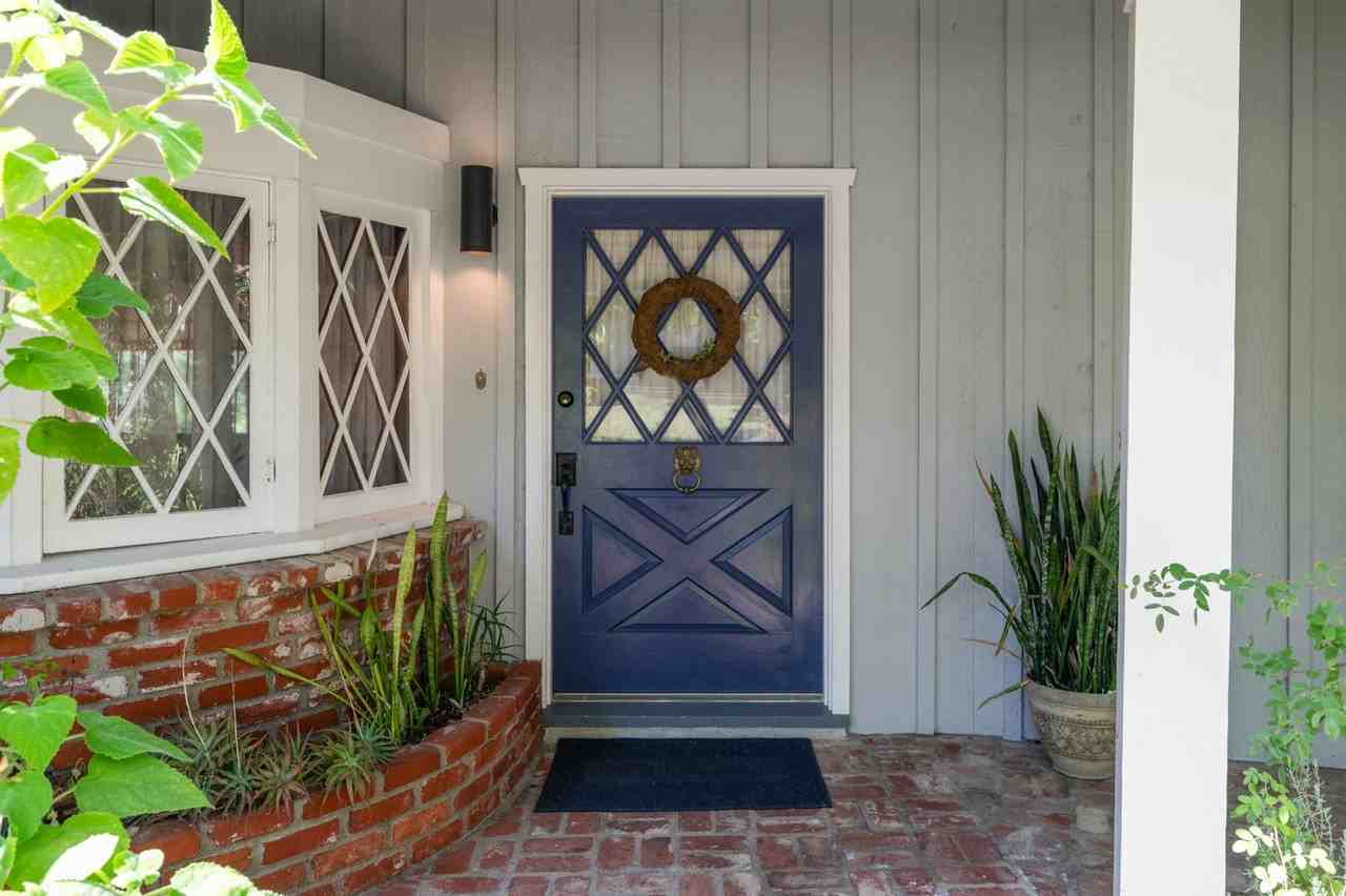 1109 Via Curva - Photo 2 of 50