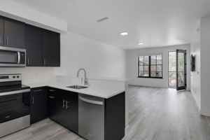 featured image of 100 Clement St