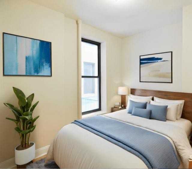 225 W 110th St