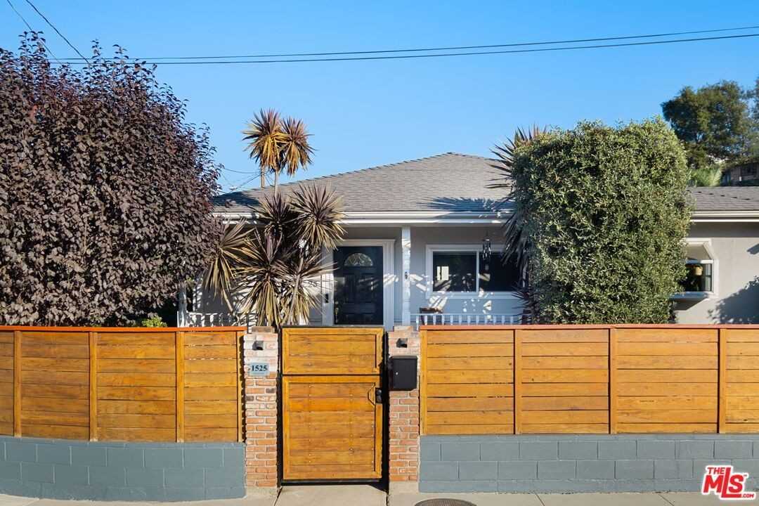 1525 El Paso Dr - Photo 2 of 24