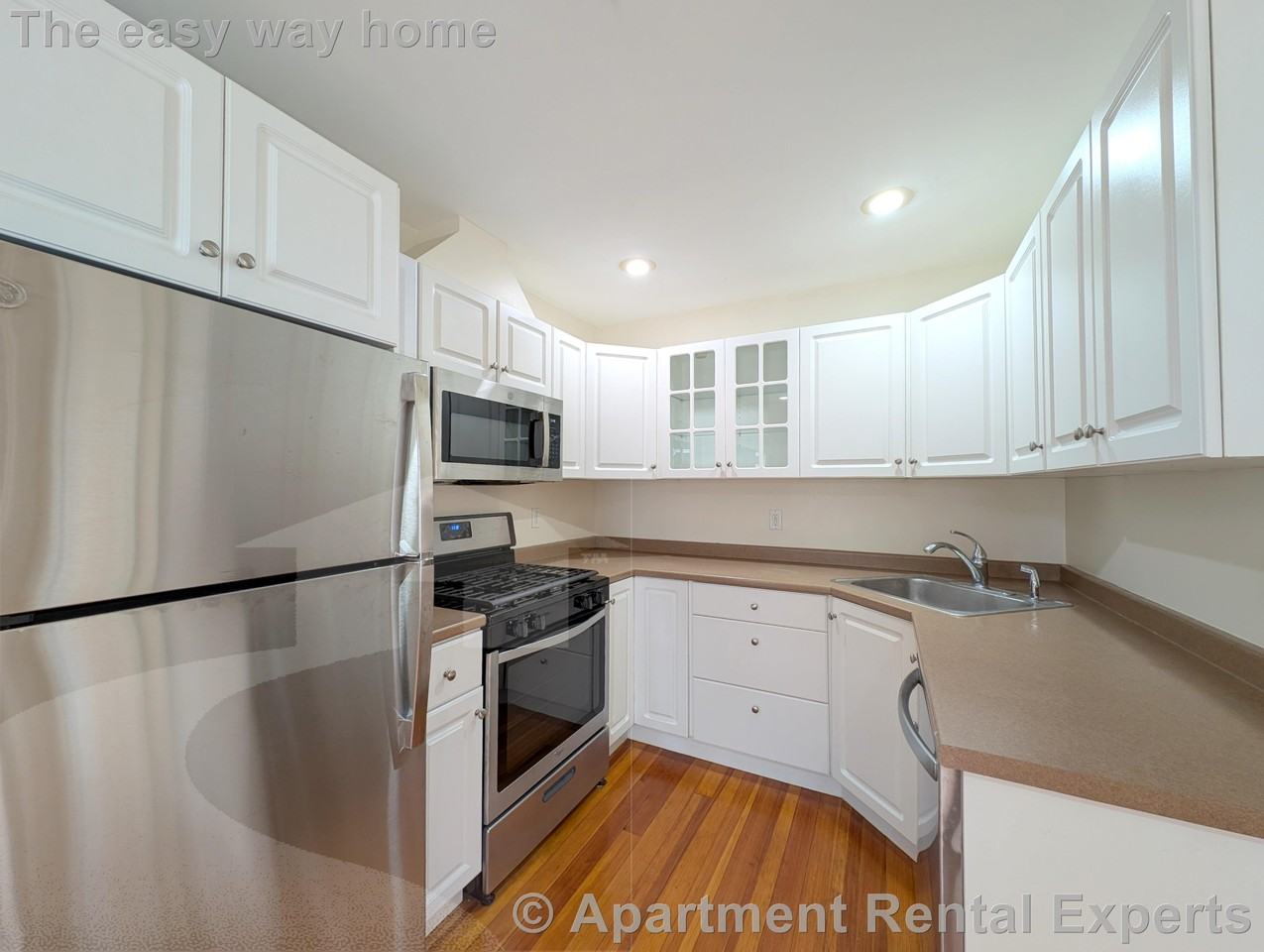 5 Locke St #2 - Photo 2 of 16