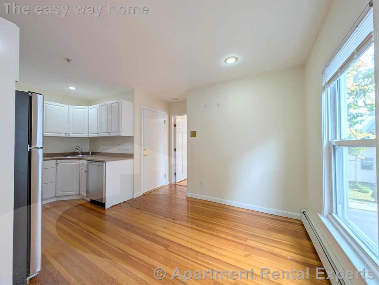 5 Locke St #2 - Photo 4 of 16