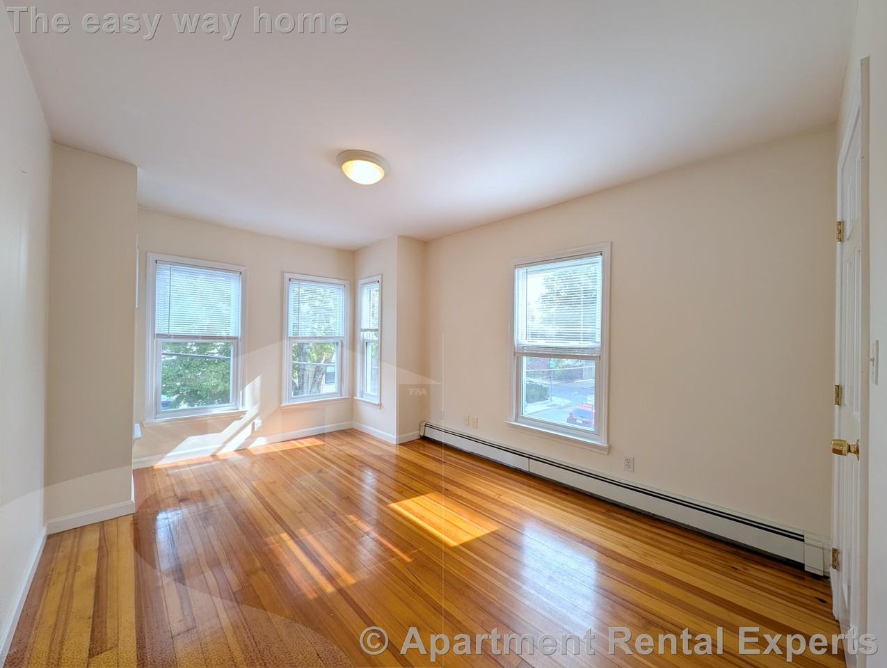 5 Locke St #2 - Photo 5 of 16