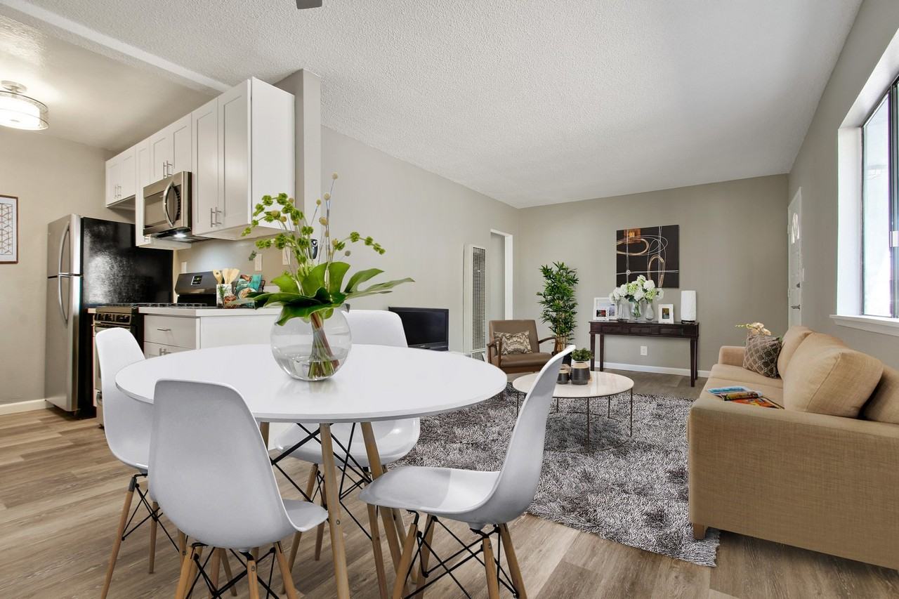 Third Avenue Apartments - Photo 7 of 19