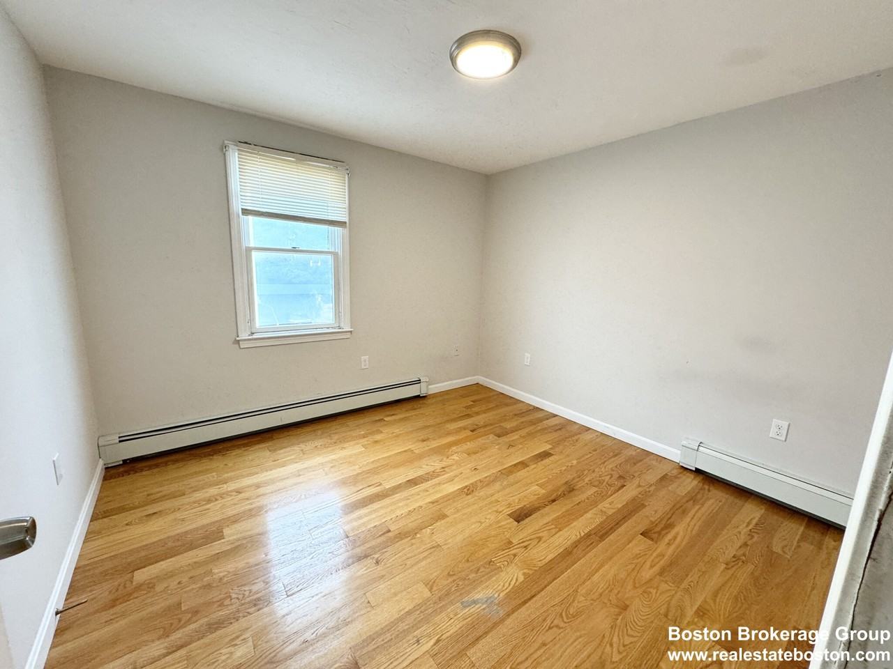 185 Sydney St #2 - Photo 6 of 10