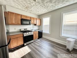 featured image of 157 E Cottage St #2