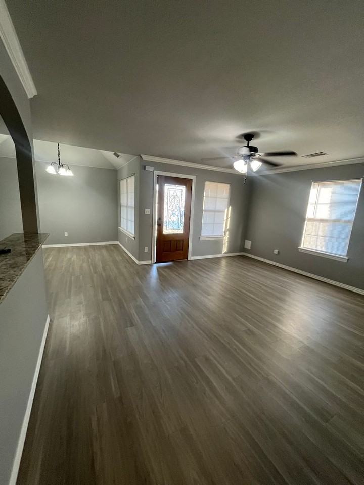 Gist - 1017 (AD*) - Photo 3 of 15