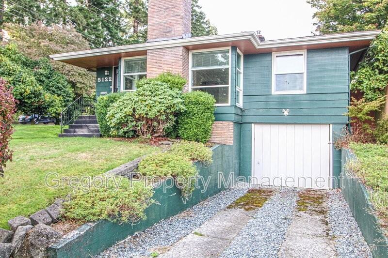 5122 Delaware Ave - Photo 3 of 46