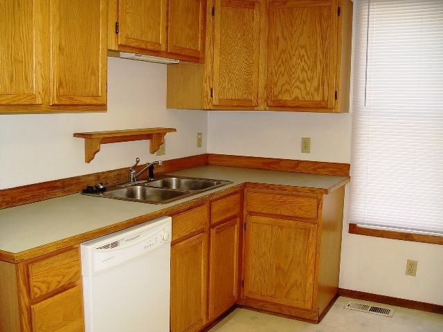 483 5th Avenue East N - Photo 6 of 14