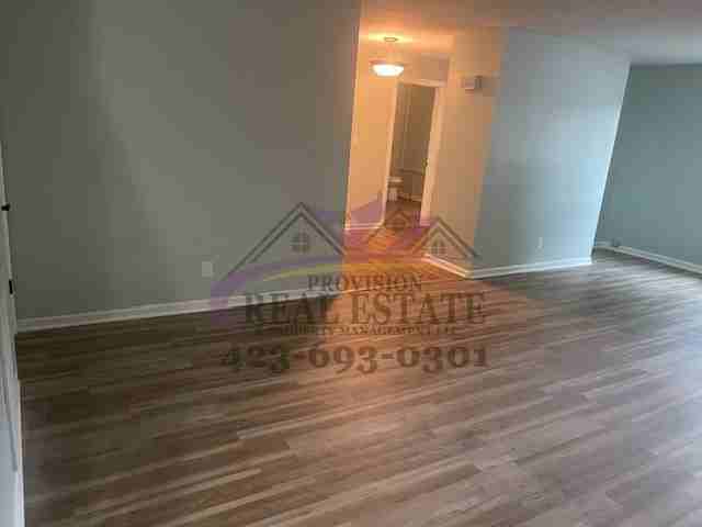 1610 Durkee Rd Se - Photo 3 of 18