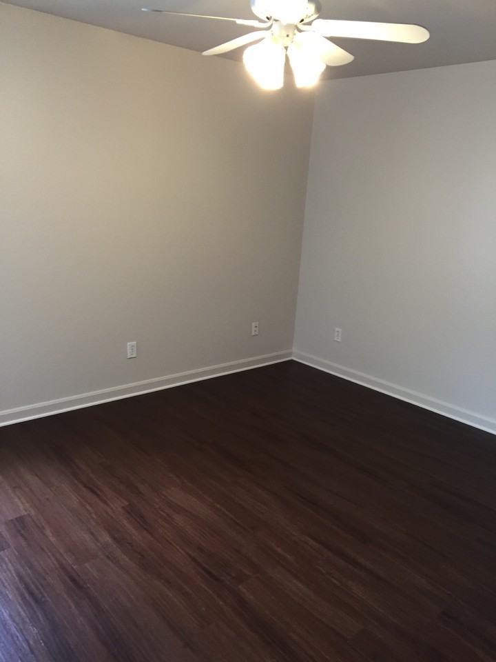 6898 Boston Dr - Photo 2 of 8