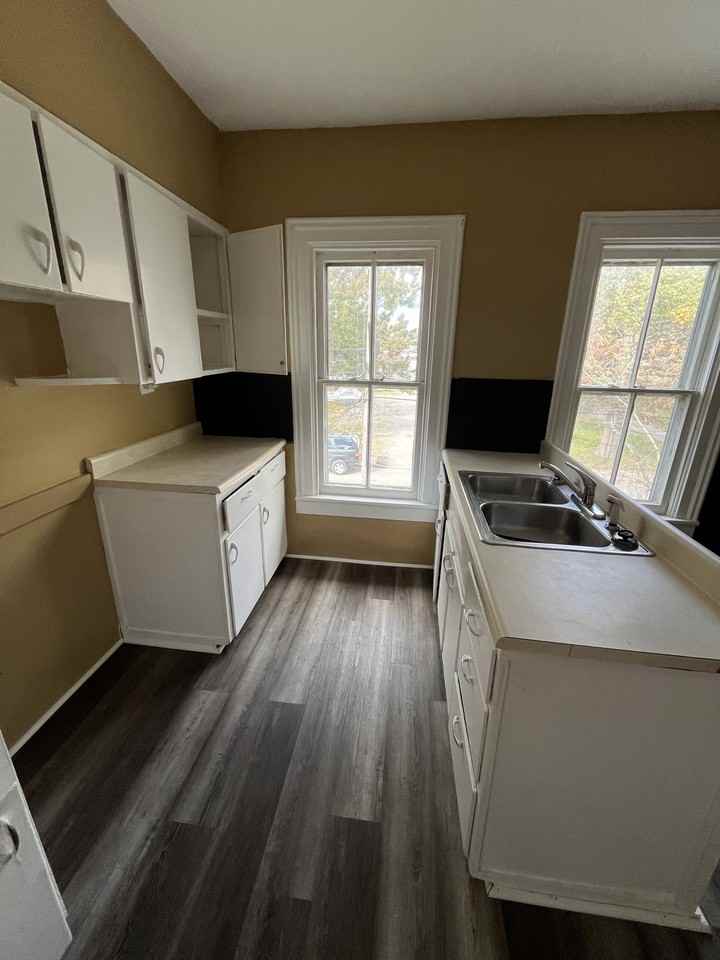 25 South St - Photo 2 of 12