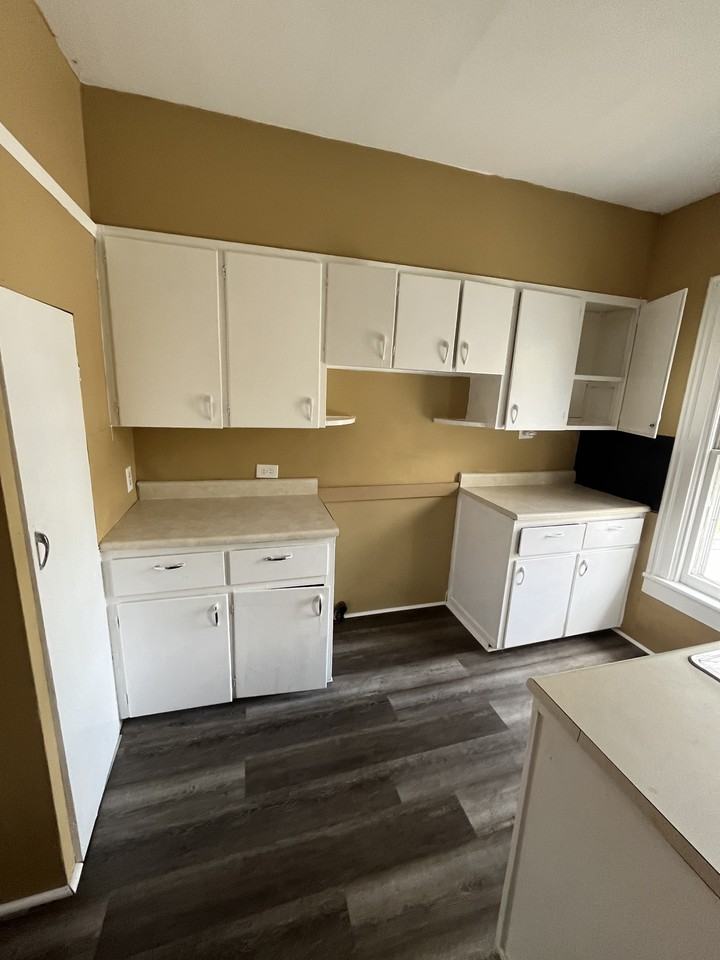 25 South St - Photo 3 of 12