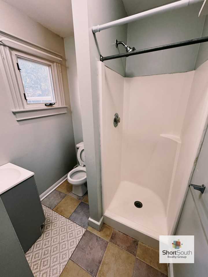 409 W Michigan Ave - Photo 3 of 4