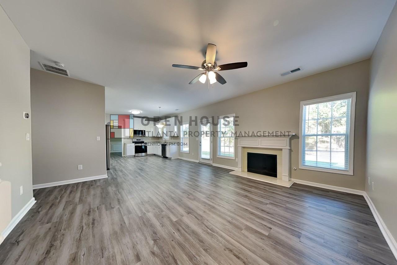 4025 Preserve Ln - Photo 3 of 23