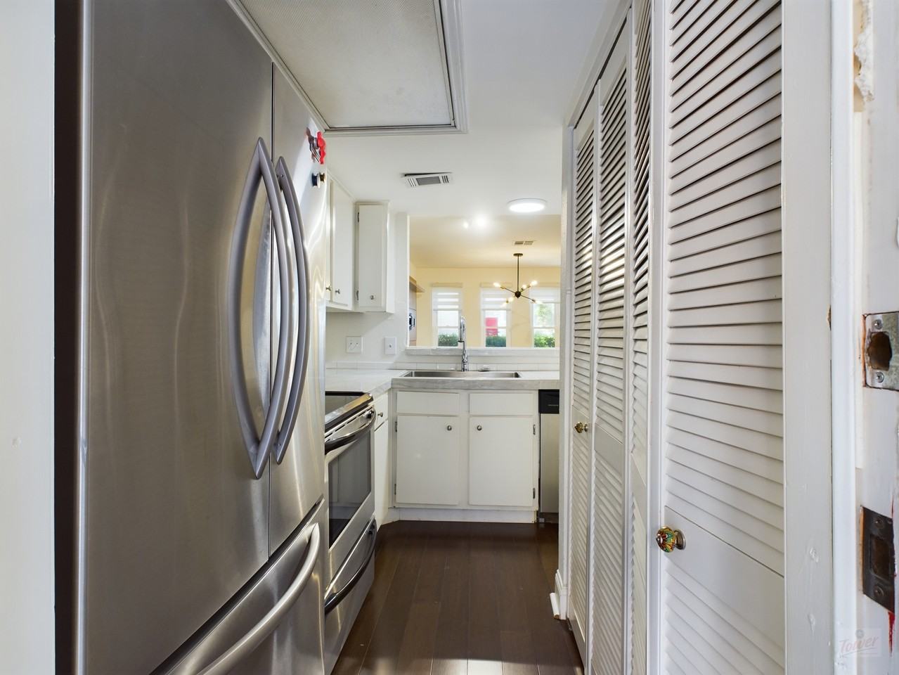 2104 Cullen Ave #4-117 - Photo 7 of 29