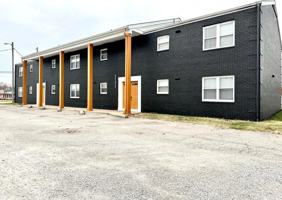 featured image of 198 Camelot Dr