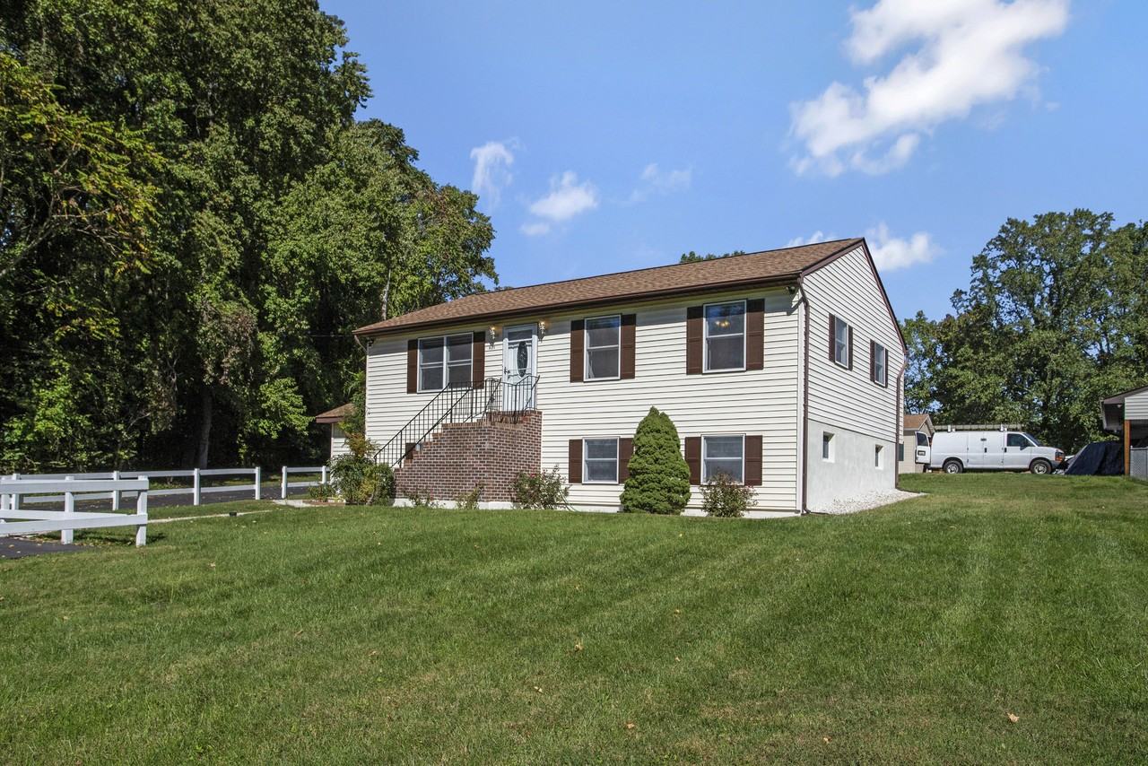 901 Old Annapolis Neck Road - Photo 2 of 48