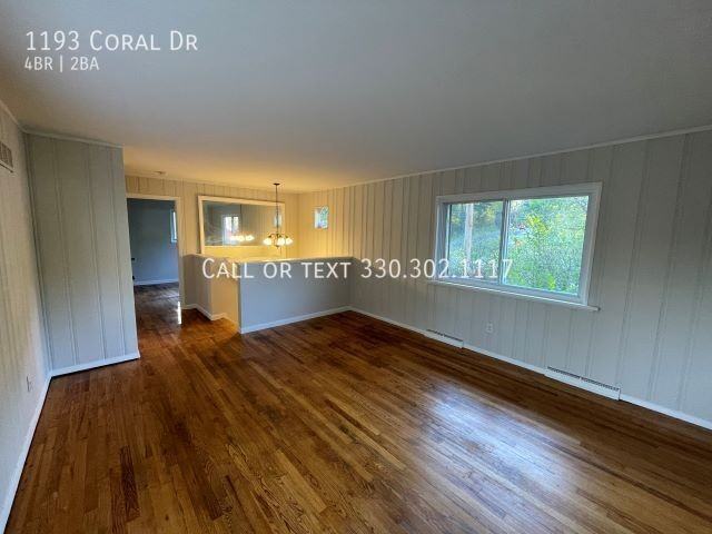 1193 Coral Dr - Photo 2 of 18