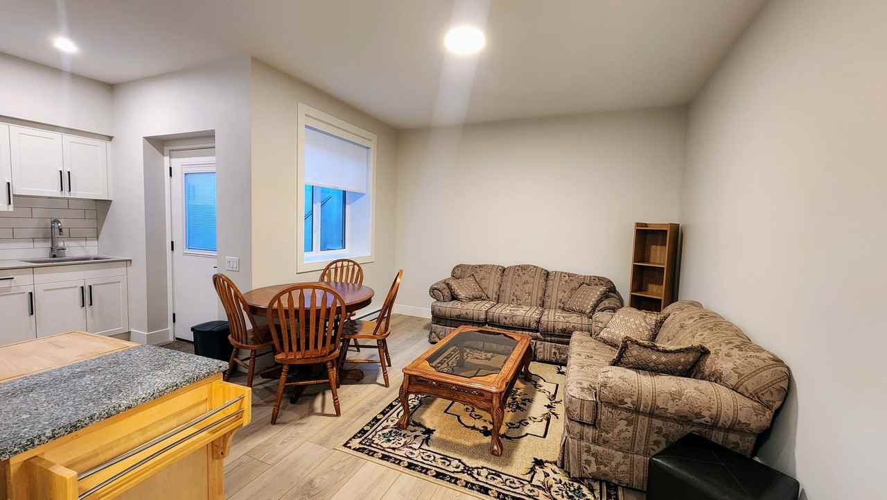 4261 Russo St - Photo 3 of 11