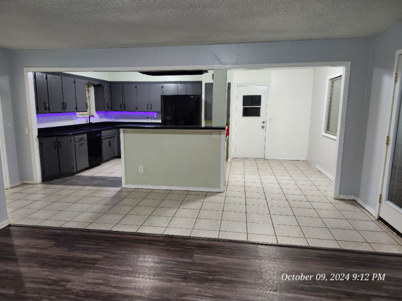 1317SW Sw 69th St #A - Photo 2 of 2