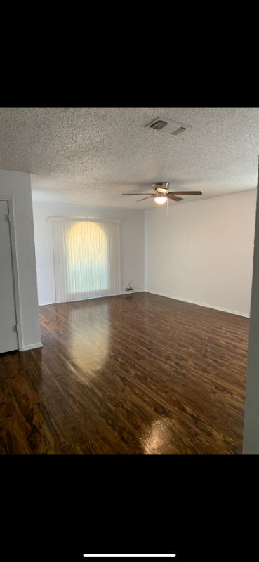 6335 29th St - Photo 3 of 4