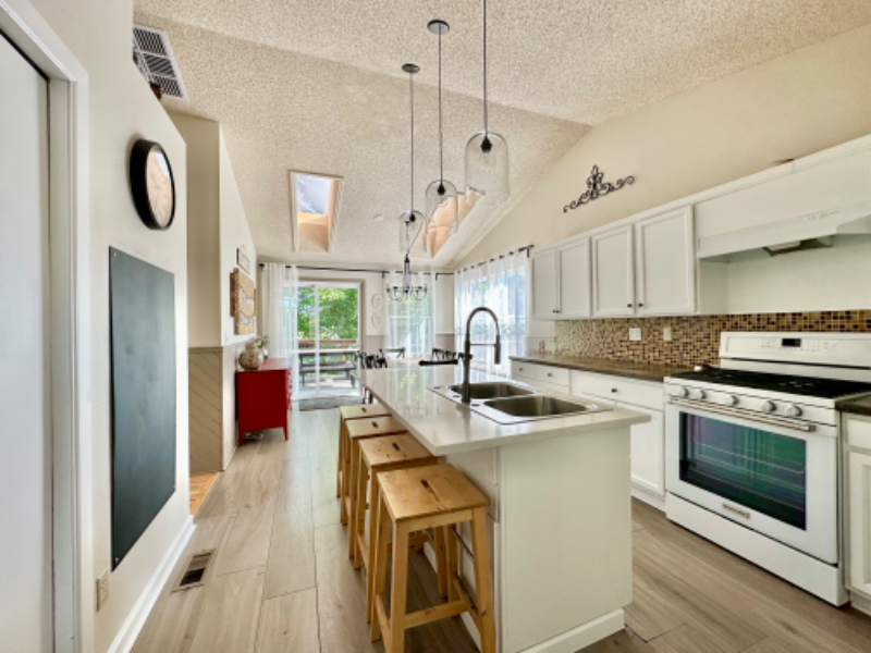 80004 Arvada Co - Photo 4 of 21