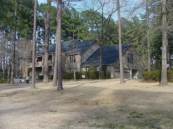 9334 Chisholm Trl - Photo 2 of 20