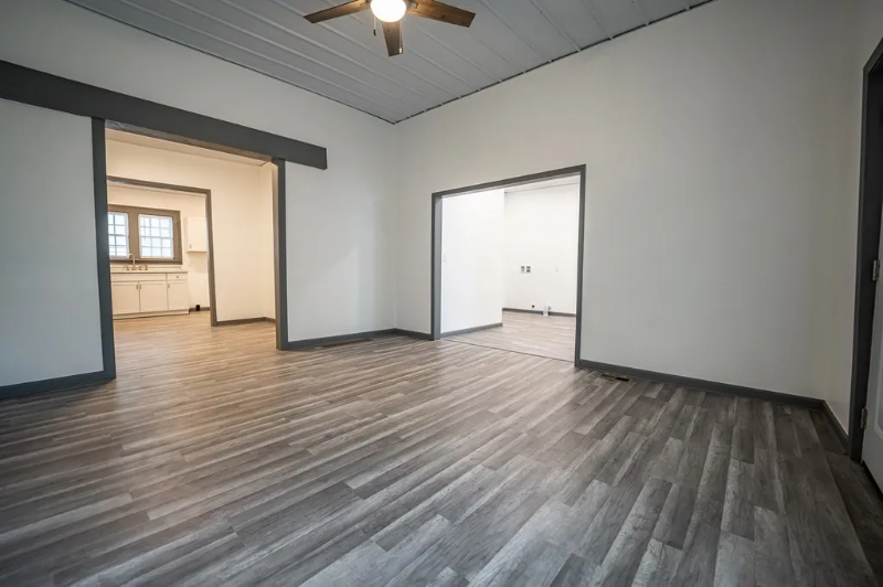 456 Jefferson St #109A - Photo 2 of 5