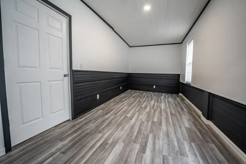 456 Jefferson St #109A - Photo 3 of 5