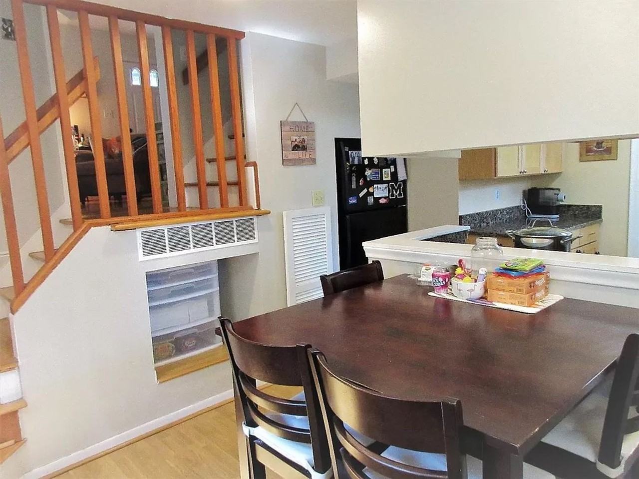 906 Sylvan Ave - Photo 7 of 25