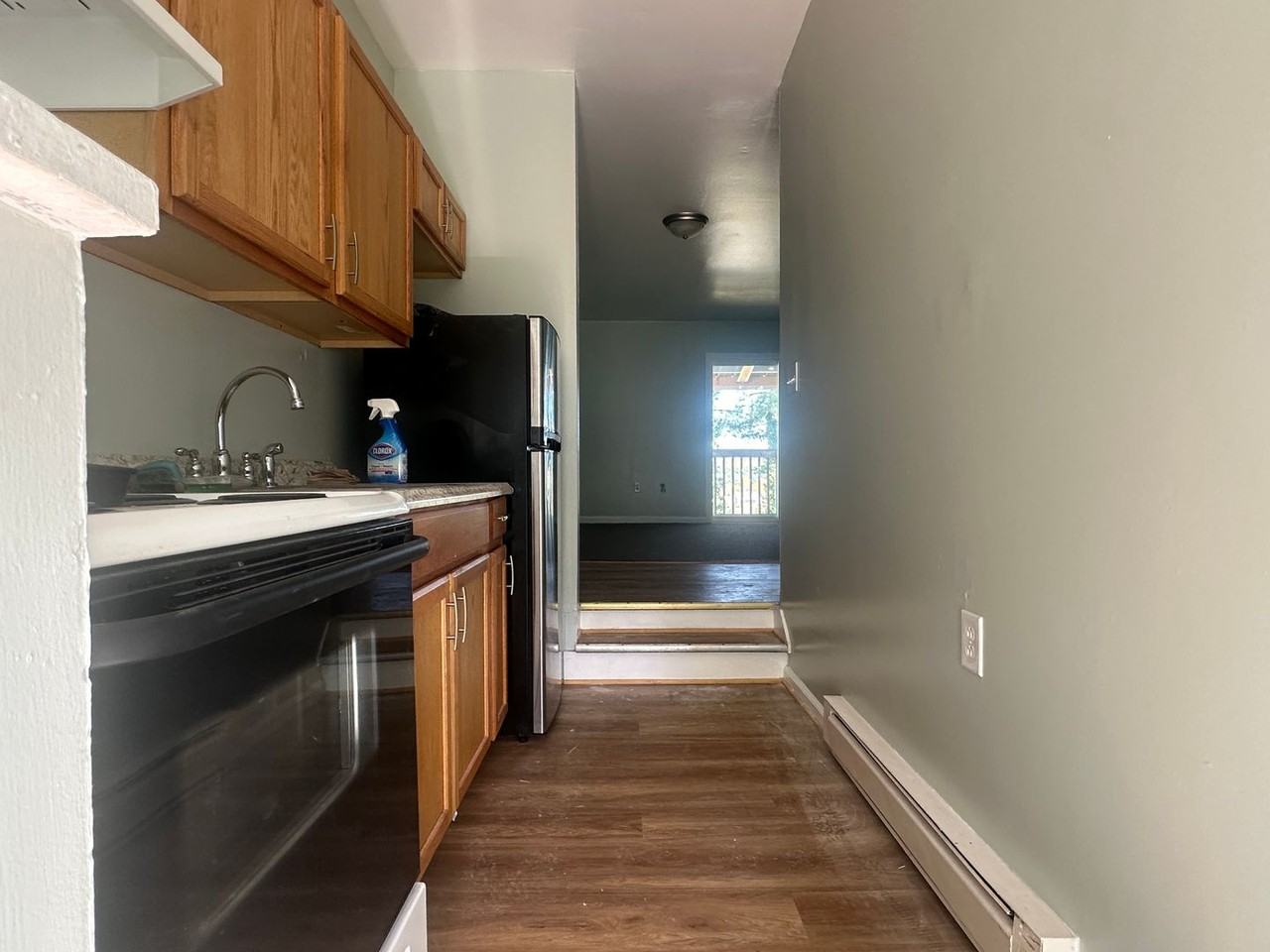 524 Jefferson - Photo 2 of 6