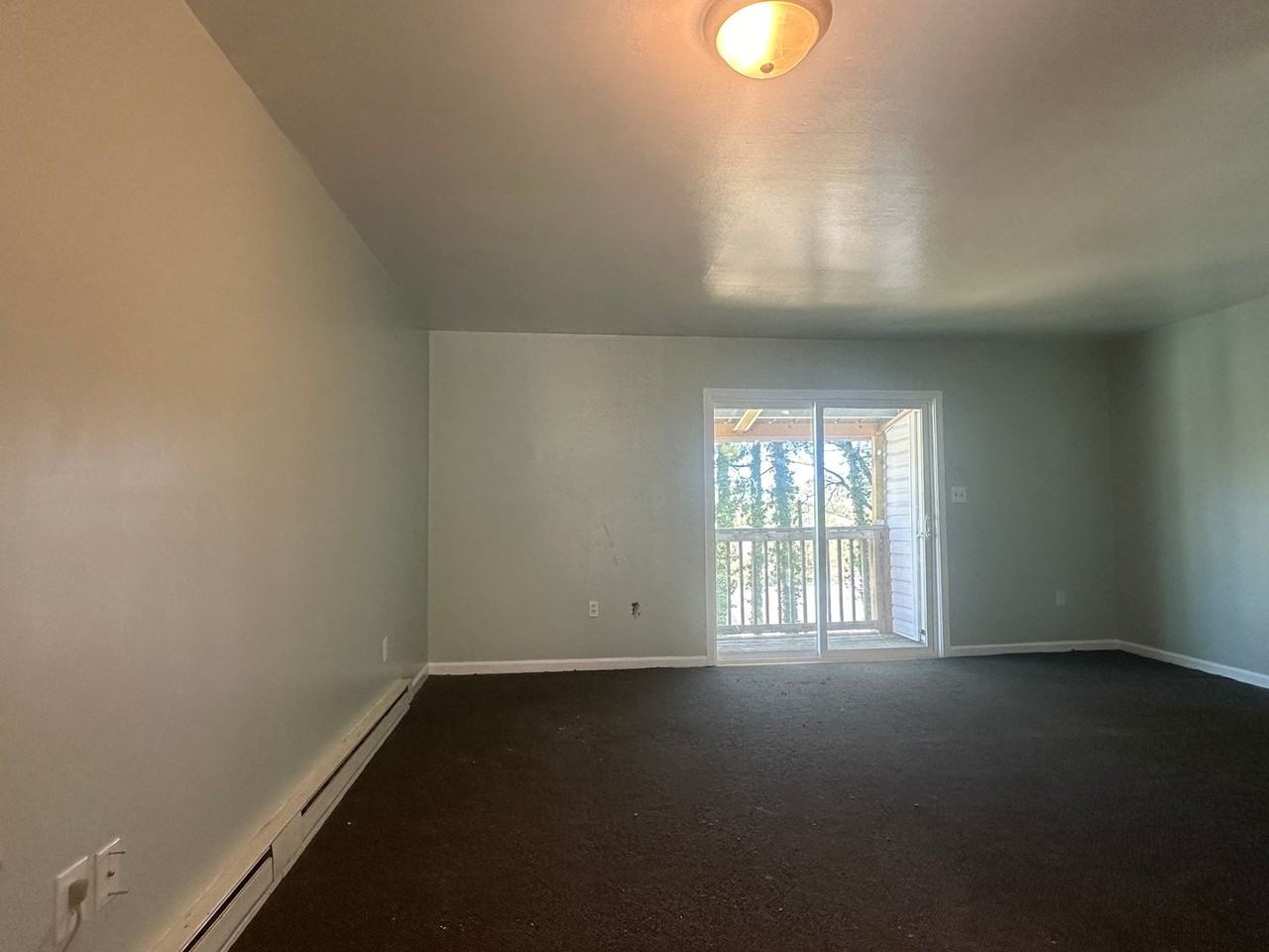 524 Jefferson - Photo 3 of 6