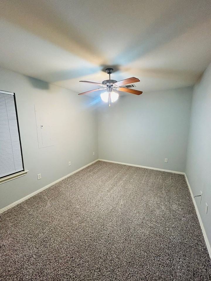 1912 Prosperity Trl - Photo 3 of 9