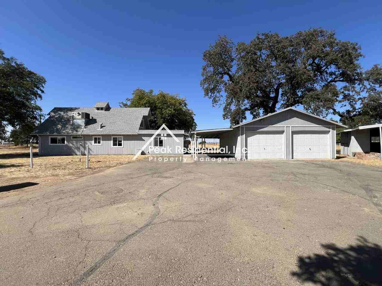 3251 Neighbor Ln - Photo 2 of 18