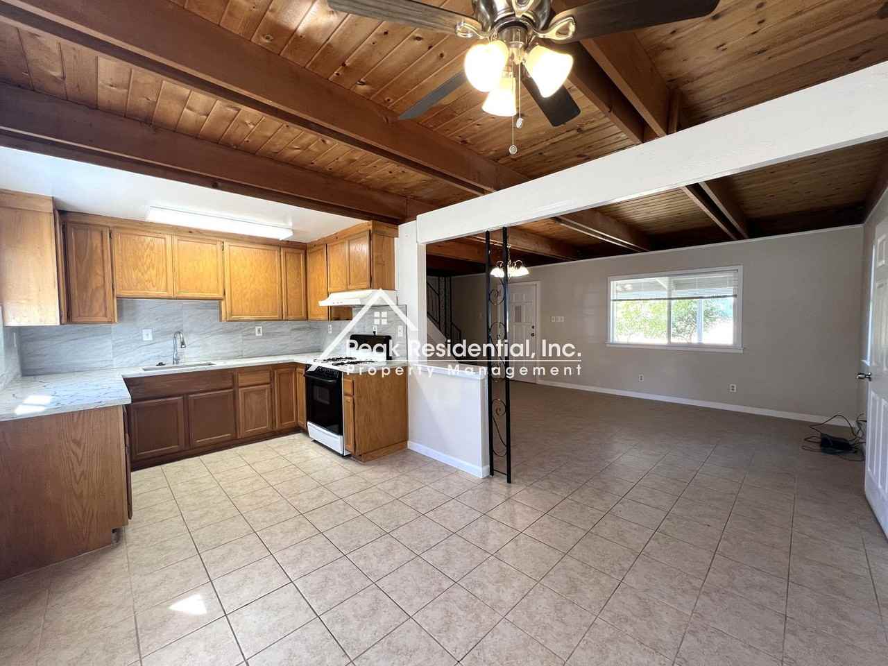 3251 Neighbor Ln - Photo 7 of 18