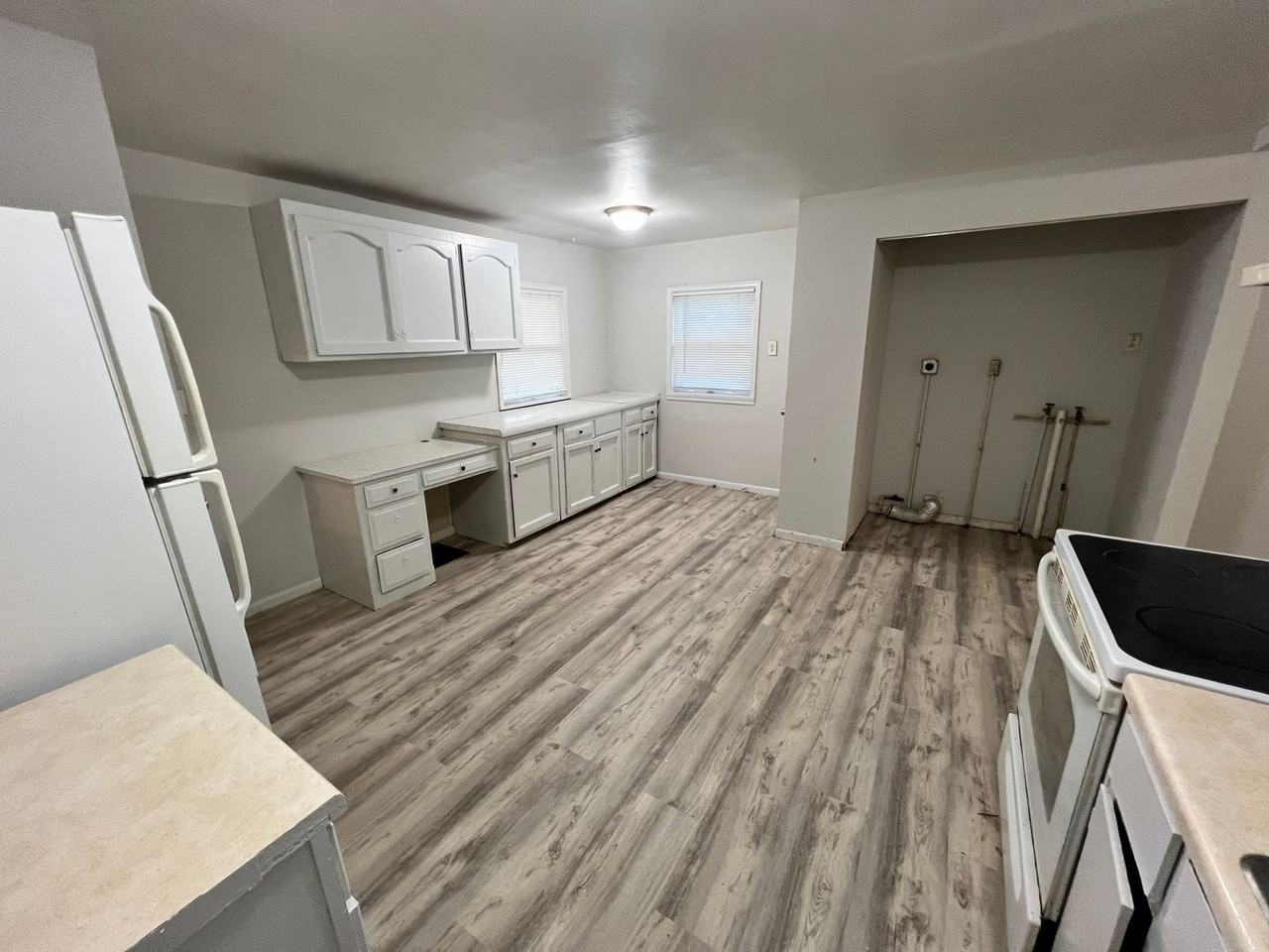 15301 E Mayes Rd - Photo 3 of 12