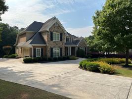 featured image of 1051 Robinson Ct