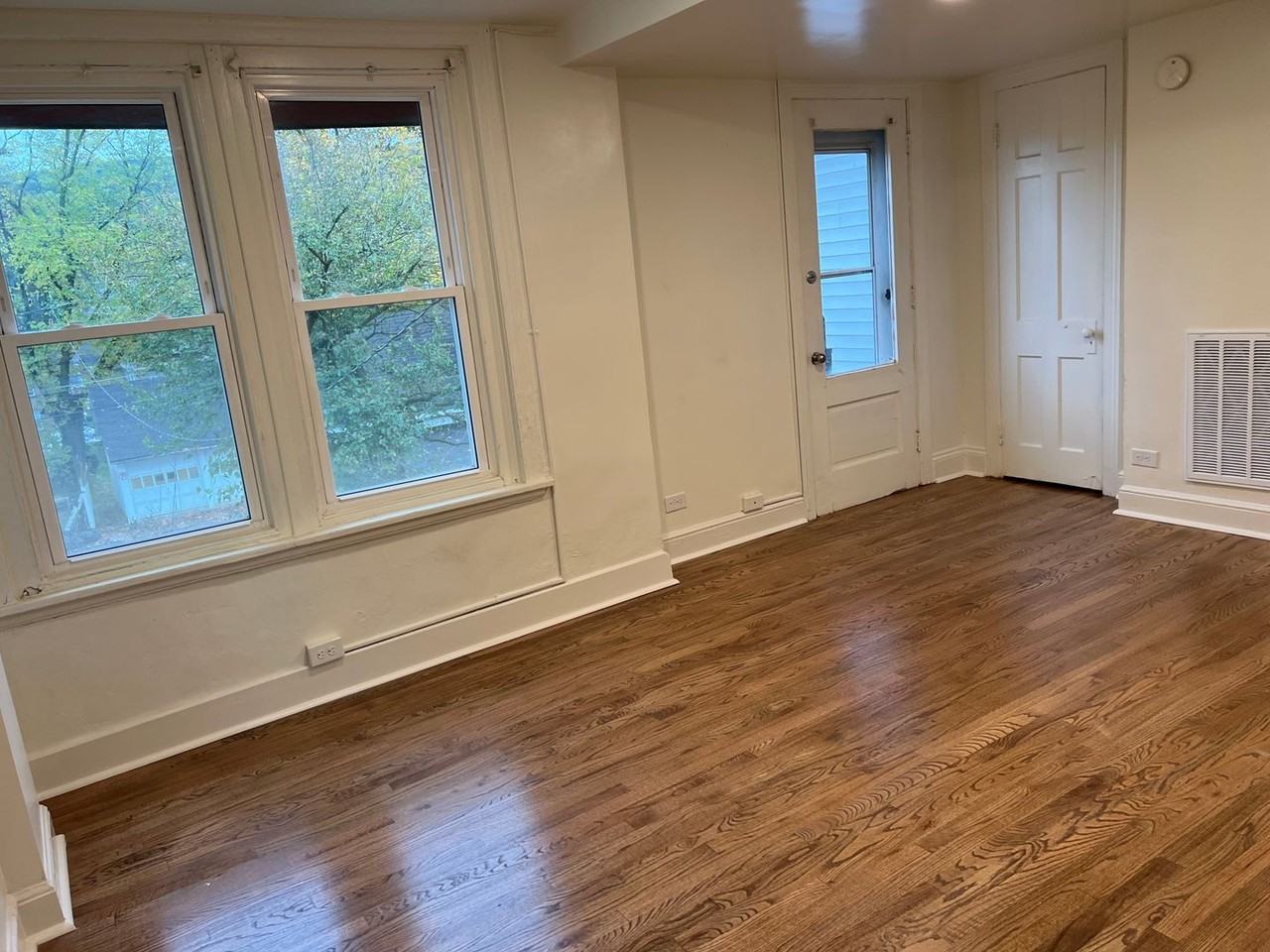 836 - 838 Delaware Ave - Photo 3 of 13