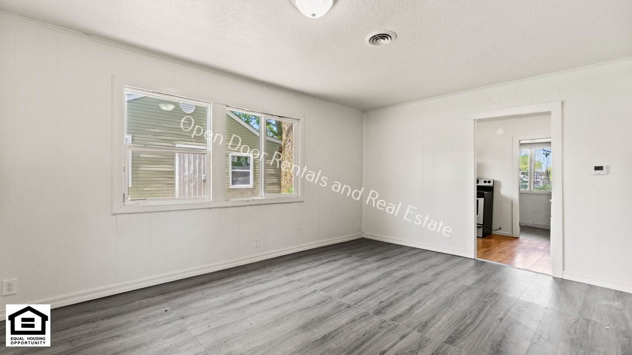 2803 Evans St - Photo 3 of 16